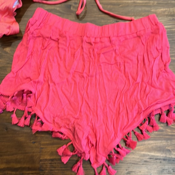 Venus bikini with cover up shorts. - Picture 2 of 7